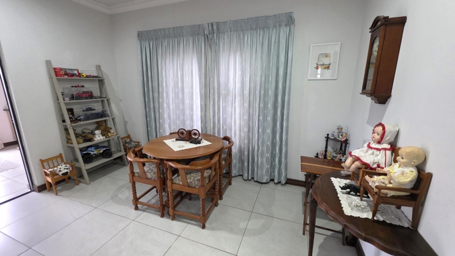 3 Bedroom Property for Sale in Melodie North West
